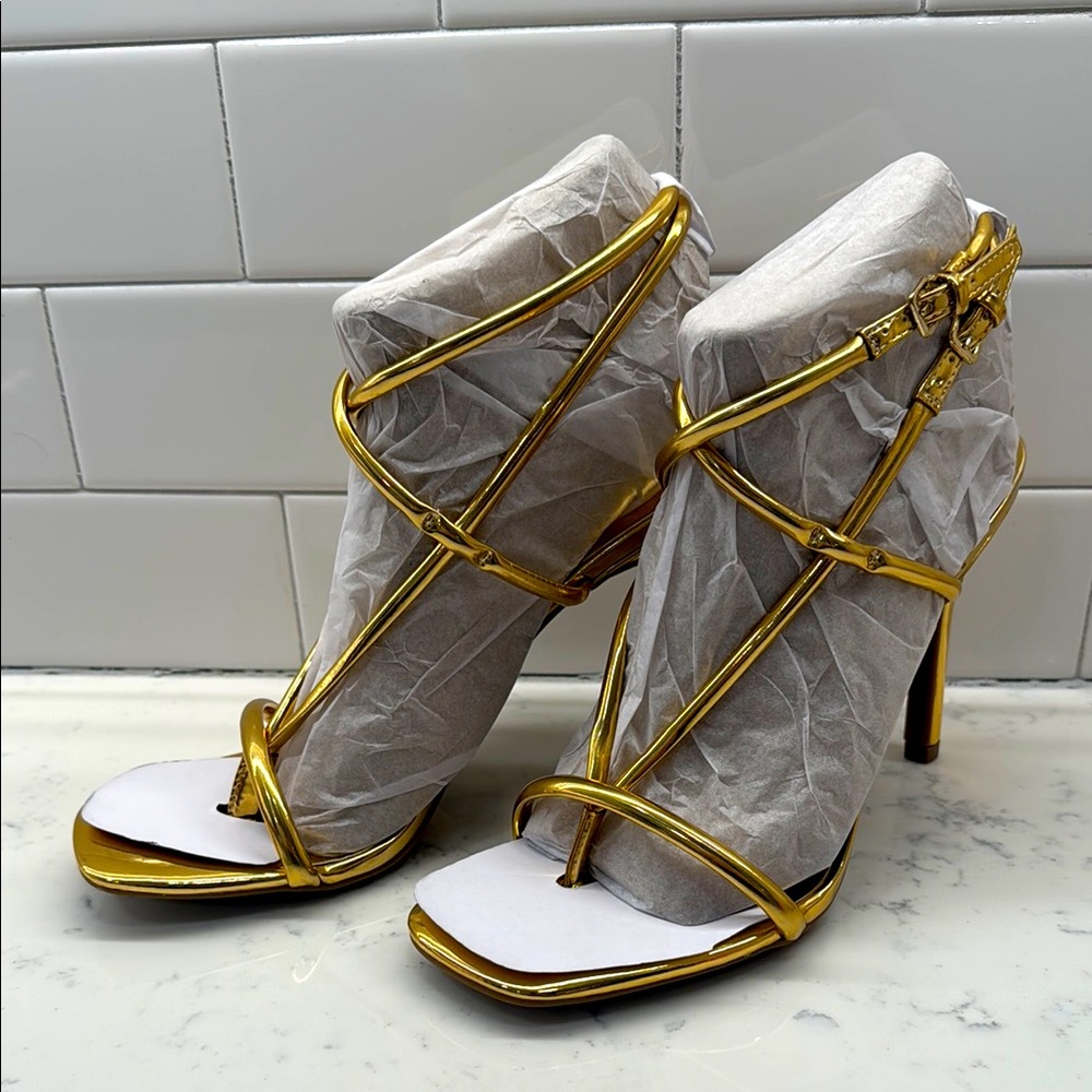 NEW w/ Tags and Box GUESS Gold Strappy Women's Heels Size 9 1/2